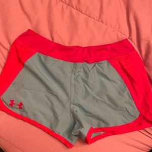 Under Armour Kids Athletic Shorts Youth Large